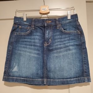 Old Navy denim distressed skirt